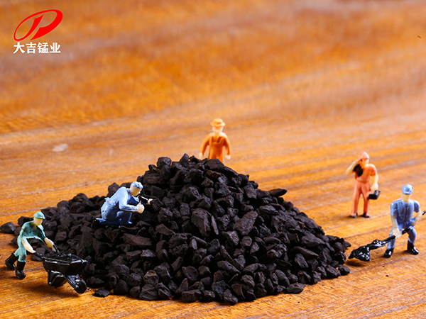 大吉锰业的锰砂滤料多少钱一吨？